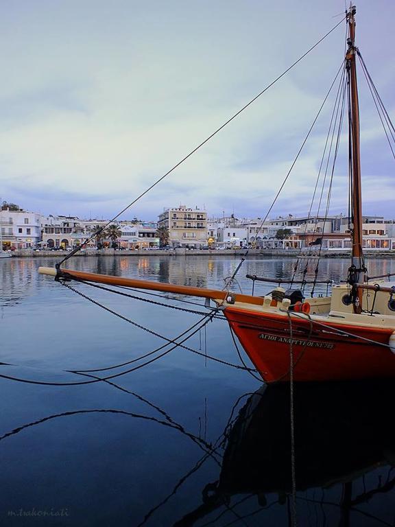 Naxos City Hotel Coronis מראה חיצוני תמונה
