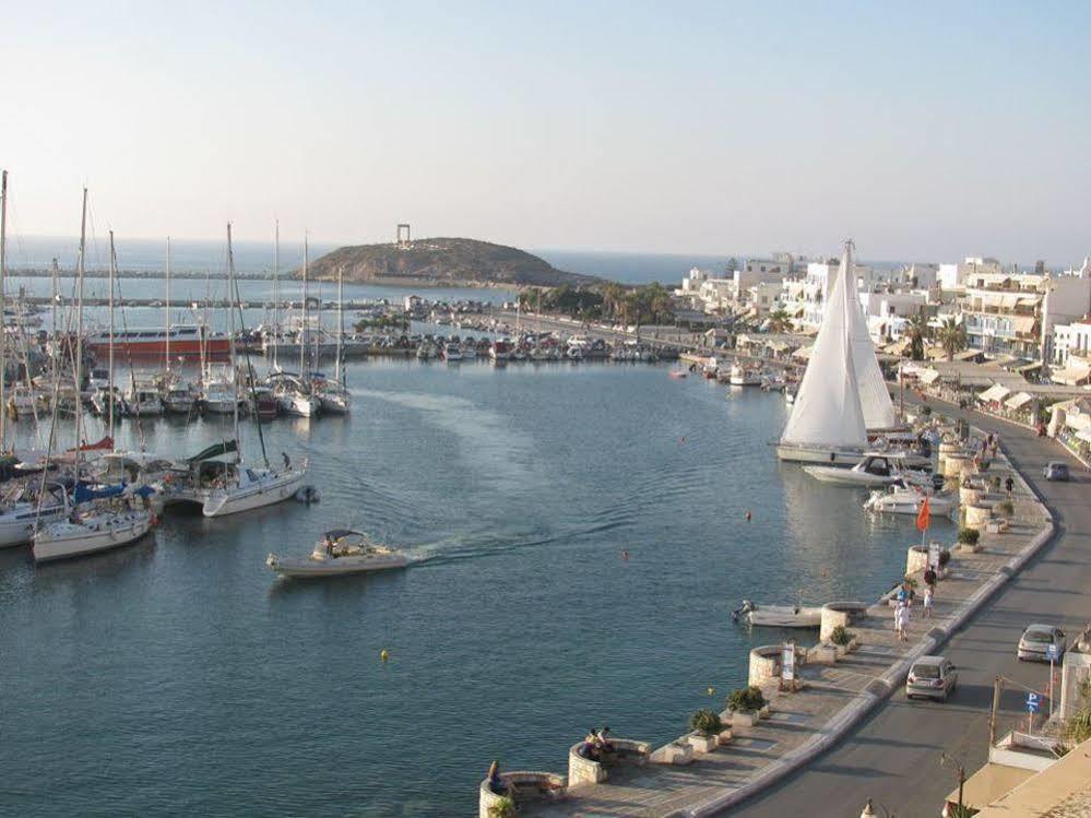 Naxos City Hotel Coronis מראה חיצוני תמונה