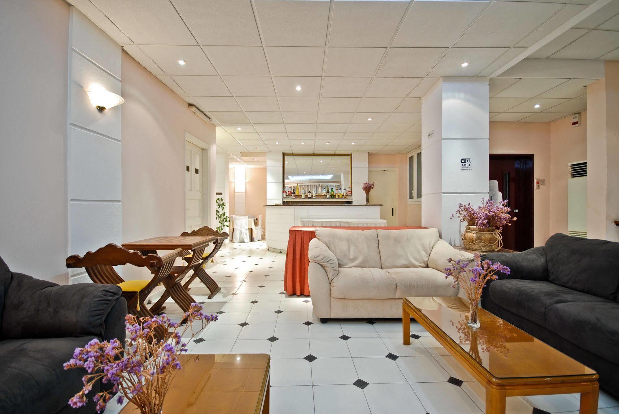Naxos City Hotel Coronis מראה חיצוני תמונה