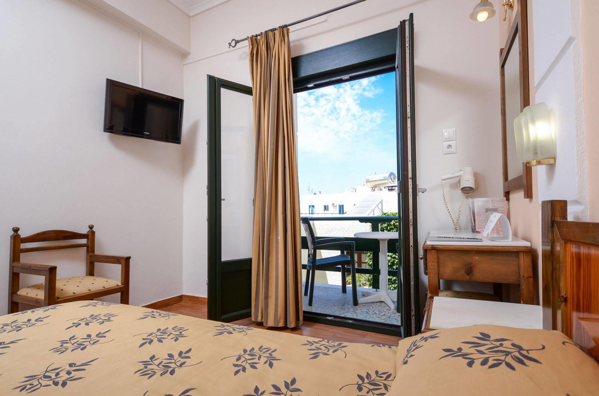 Naxos City Hotel Coronis מראה חיצוני תמונה