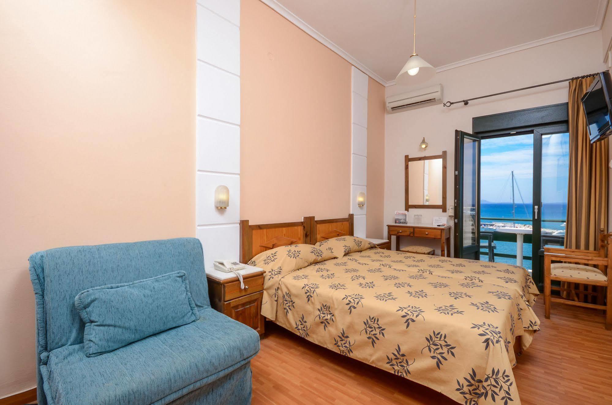 Naxos City Hotel Coronis מראה חיצוני תמונה